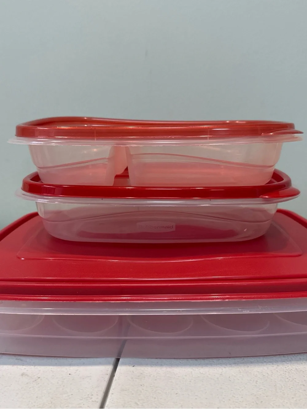 Rubbermaid Deviled Egg Container Holds 20 eggs + 2 take along containers EUC